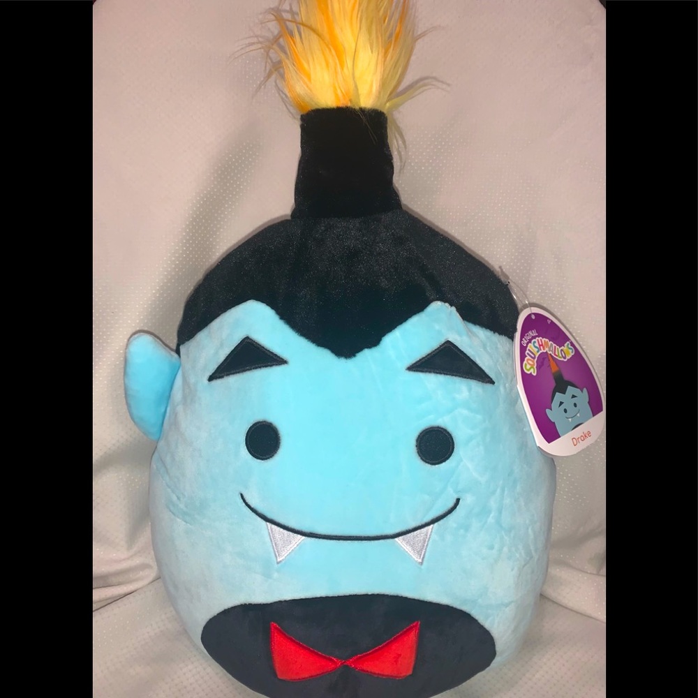 Squishmallows 2021 Halloween 16” Drake the Vampire New With Tags